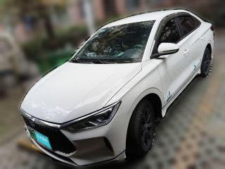 比亚迪比亚迪e32021款 领畅版