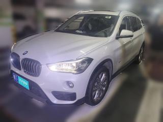 宝马宝马X12018款 sDrive20Li 领先型