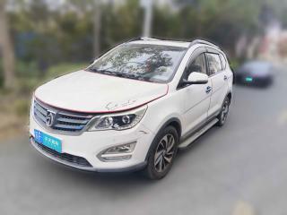 宝骏宝骏5602015款 1.8L 手动豪华型