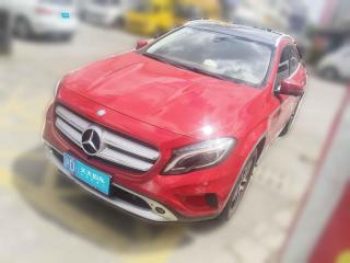 奔驰奔驰GLA2016款 GLA 200 时尚型