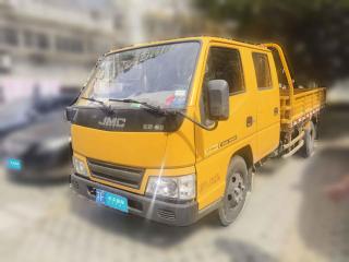 江铃特顺2017款 2.8T商运型短轴中顶3座JX493