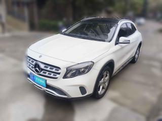 奔馳奔馳GLA2018款 GLA 200 動感型