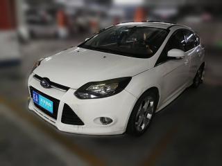 福特福克斯2012款 两厢 2.0L 手动豪华运动型