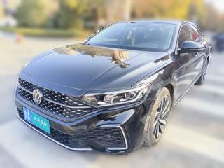 大众帕萨特2022款 330TSI 星空豪华版