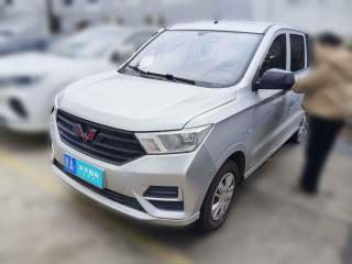 五菱汽车五菱宏光2019款 1.5L S基本型L2B