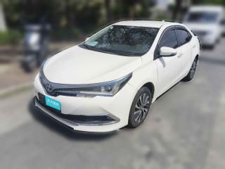 丰田卡罗拉双擎E+2020款 1.8L E-CVT舒适版