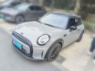 MINIMINI2022款 改款 1.5T COOPER 藝術家
