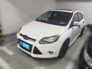 福特福克斯2012款 兩廂 2.0L 自動豪華運動型