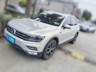 大众途观L2018款 380TSI 自动四驱旗舰版
