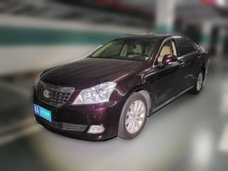 丰田皇冠2010款 2.5L Royal 真皮天窗导航版