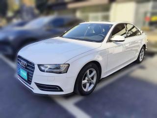 奥迪奥迪A4L2016款 30 TFSI 典藏版 自动舒适型