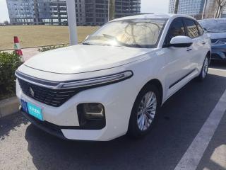 宝骏宝骏RC-52020款 1.5T CVT智耀尊享型