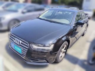 奥迪奥迪A4L2013款 30 TFSI 手动舒适型