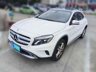奔驰奔驰GLA2016款 GLA 200 动感型