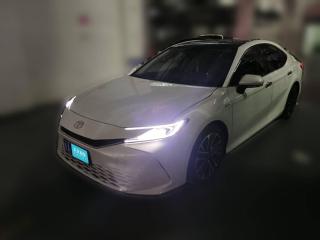 丰田凯美瑞2024款 双擎 2.0HG 尊贵版