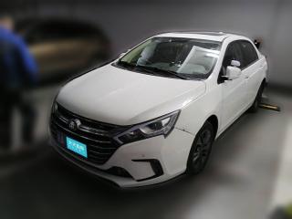 比亞迪秦新能源2017款 1.5T 尊貴型