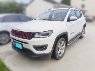 Jeep指南者2017款 200T 自動(dòng)家享四驅(qū)版