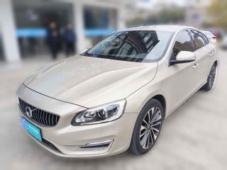 沃爾沃沃爾沃S602018款 S60L T4 智遠進取版