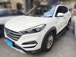 现代途胜2015款 1.6T 双离合两驱智能型