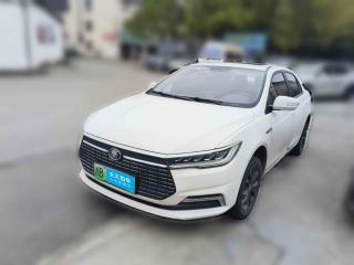 比亚迪秦新能源2021款 出行版