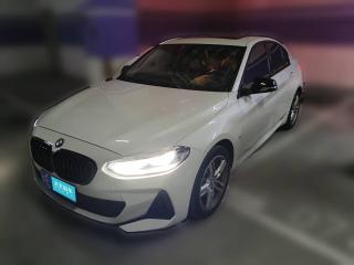 宝马宝马1系2021款 改款 120i M运动曜夜版