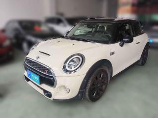 MINIMINI2018款 2.0T COOPER S 經(jīng)典派
