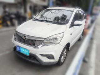 北汽幻速北汽幻速H32017款 1.5L 手动舒适天窗版