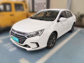 比亚迪秦新能源2017款 1.5T 尊贵型