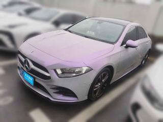 奔驰奔驰A级2020款 改款二 A 180 L 运动轿车