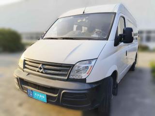 上汽大通MAXUS新途V802014款 2.5T 傲運通長軸中頂