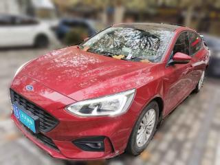 福特福克斯2020款 三厢 1.5L 自动锋跃型