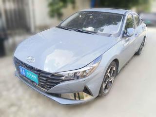 现代伊兰特2021款 1.5L CVT LUX尊贵版