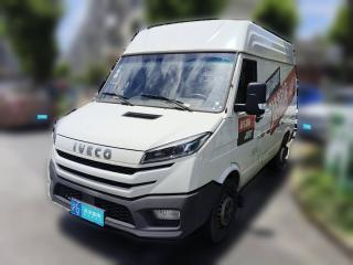 依维柯依维柯得意2023款 2.5T V35厢式运输车短轴中顶单胎侧拉门2-3座
