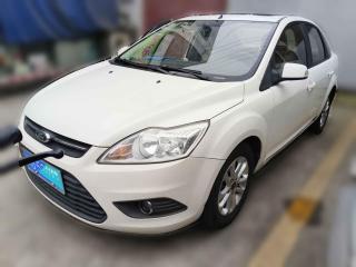 福特福克斯2013款 三厢经典 1.8L 自动百万纪念版