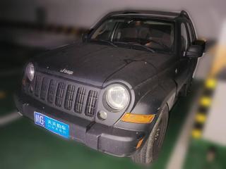 Jeep自由人2004款 3.7L
