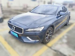 沃爾沃沃爾沃S602021款 T4 智逸豪華版