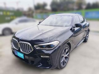 寶馬寶馬X62020款 xDrive40i 尊享型 M運(yùn)動(dòng)套裝