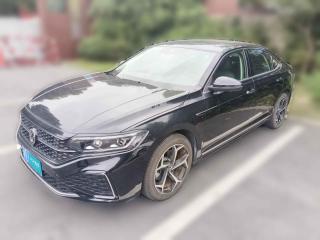 大众帕萨特2023款 330TSI 星空尊贵版