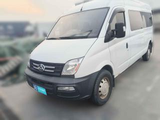 上汽大通MAXUS新途V802019款 2.5T經(jīng)典款6擋手動傲運通改款長軸中頂7座