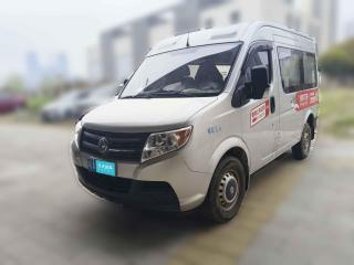 東風御風御風2018款 2.3T物流車A100標配版短軸中頂5-9座