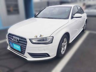 奧迪奧迪A4L2015款 35 TFSI 自動標準型