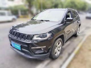 Jeep指南者2020款 220T 自動領(lǐng)先版