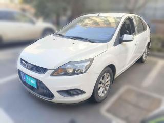 福特福克斯2013款 两厢经典 1.8L 自动基本型