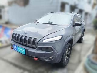 Jeep自由光2014款 3.2L 高性能版