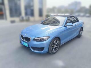 寶馬寶馬2系2018款 220i 敞篷轎跑車 運(yùn)動(dòng)設(shè)計(jì)套裝