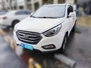 現(xiàn)代北京現(xiàn)代ix352013款 2.0L 自動(dòng)兩驅(qū)智能型GLS 國(guó)IV