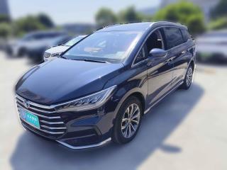 比亚迪宋MAX2021款 升级版 1.5T 自动豪华型 6座