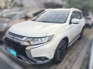 三菱歐藍德2019款 2.0L 兩驅暢享版 5座 國V