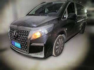 奔驰威霆2023款 2.0T 精英版 7座