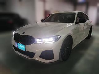 寶馬寶馬3系2021款 330i M運動曜夜套裝